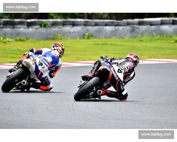 摩托车比赛中的死亡率分析及其影响因素探讨